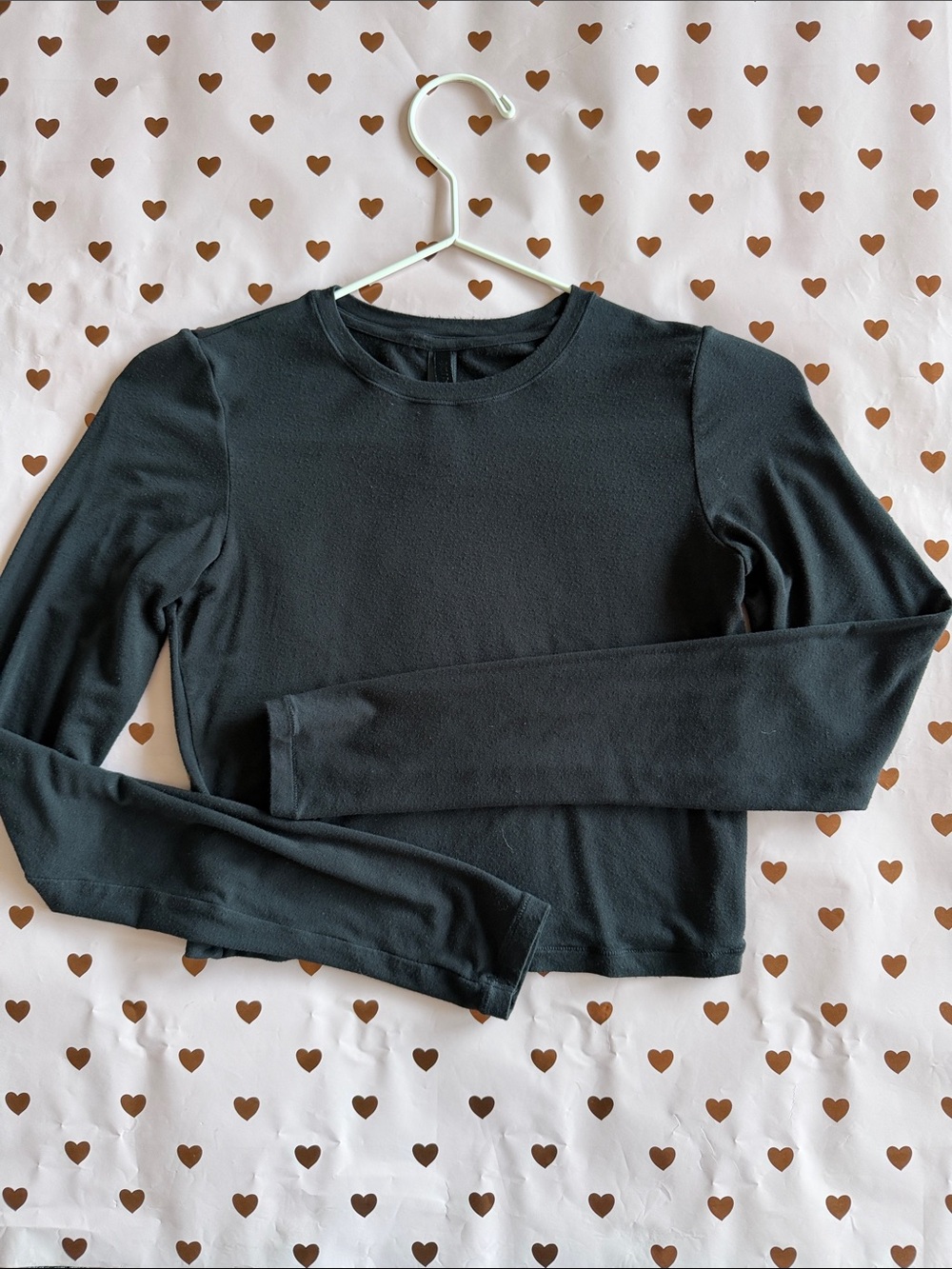 SKIMS Black Long-Sleeve Cropped Top